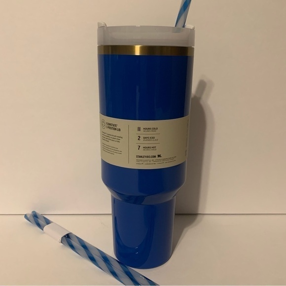 NWT. STANLEY Arctic Twist 40oz - Picture 5 of 6